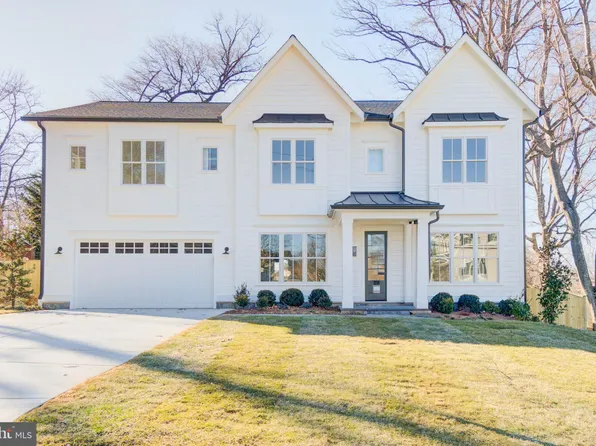 7408 Pyle Rd, Bethesda, MD 20817