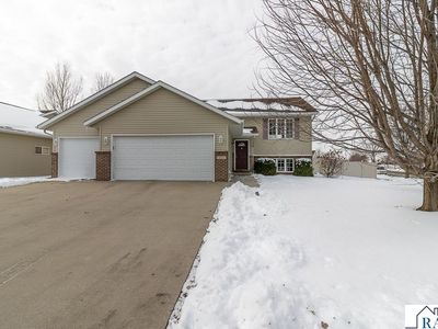 612 Saint Andrews Dr, Mankato, MN, 56001