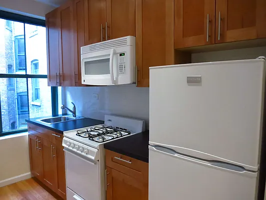 Rented by City & Suburban | media 10