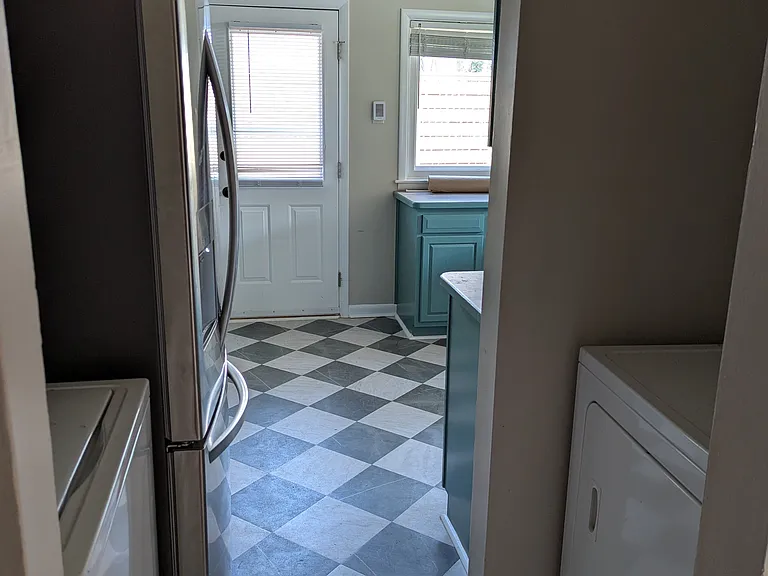 1701 Brentmoor Ln — Photo 7