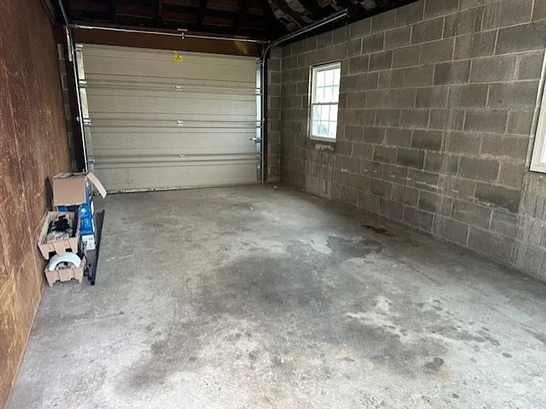 414 E Main St #2 — Photo 15
