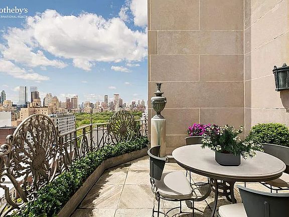 4th image of 740 Park Ave