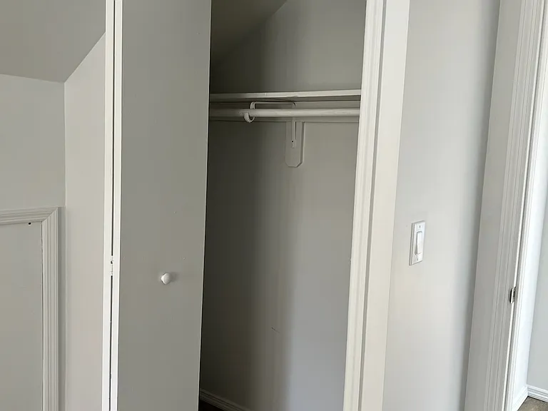18 Linden Pl #2 — Photo 9