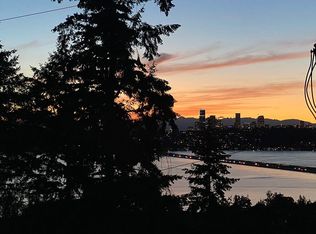 3034 69th Ave SE, Mercer Island, WA 98040
