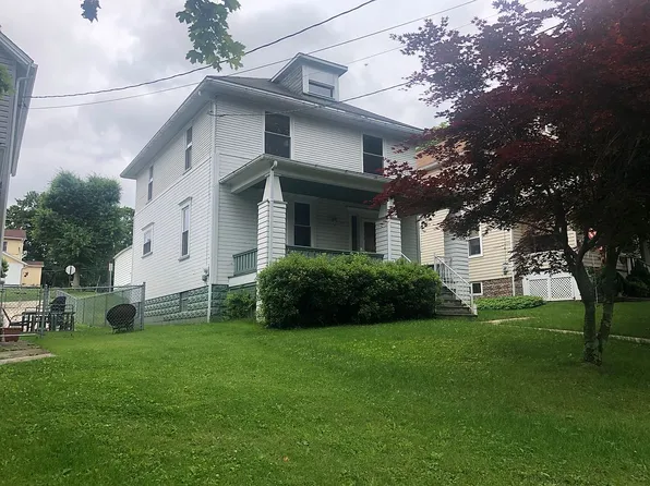 221 Leon St, Johnstown, PA 15905