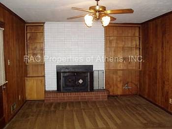 2nd image of 1381 Jimmy Daniel Rd