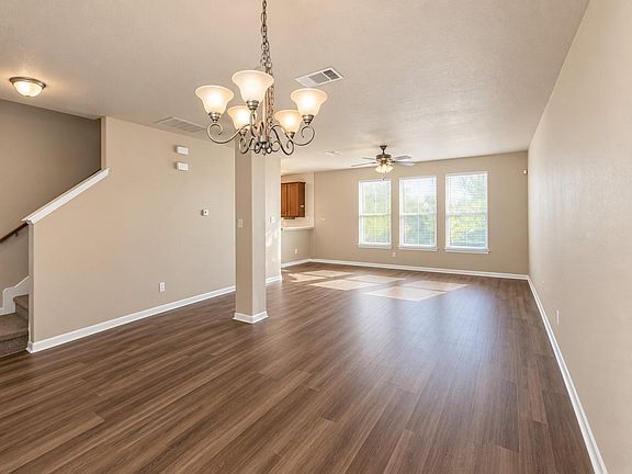 2nd image of 243 Devonshire Dr
