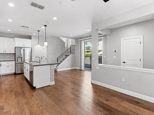 2500 Villa Terrace Ln, Sacramento, CA 95825