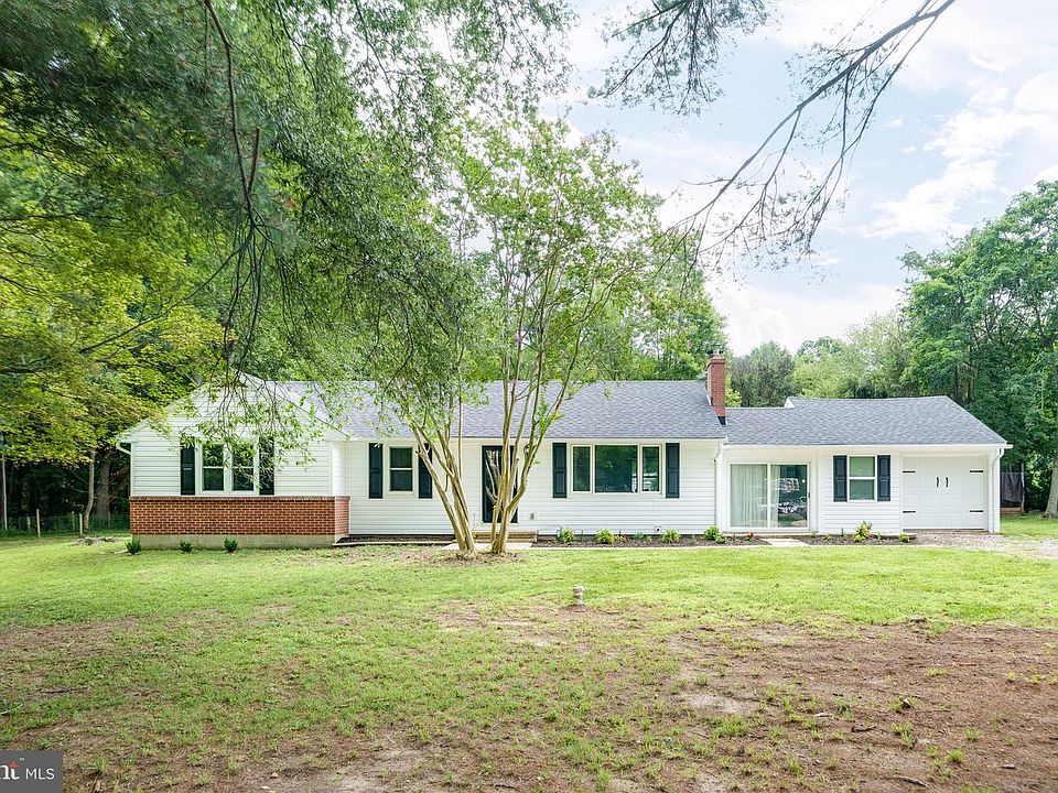 1st image of 48 Hessey Ln
