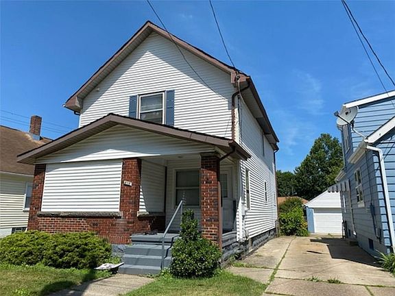 2nd image of 806 E 31st St