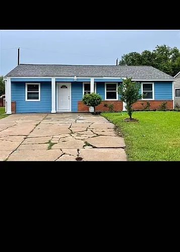 8707 Flossie Mae St Photo 1