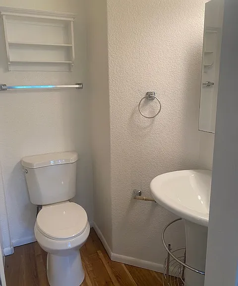 2 Hacienda Hts — Photo 8
