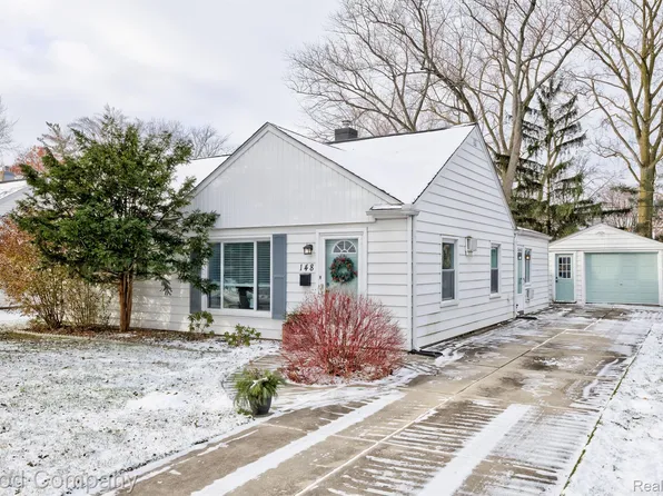 148 Gargantua Ave, Clawson, MI 48017