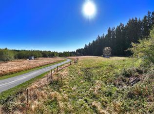 7110 Olin Place, Clinton, WA 98236