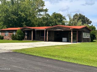 110 Sycamore Dr, Harriman, TN 37748