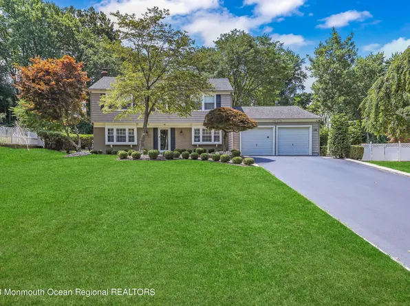 14 Dayton Lane, Manalapan, NJ 07726