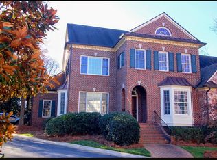 2511 Pecks Pl, Raleigh, NC 27608