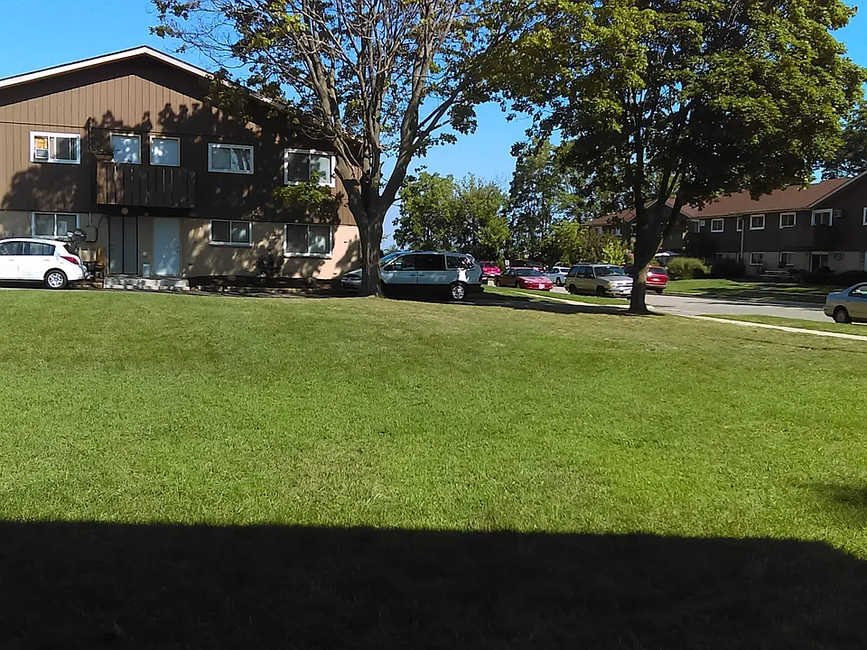 Woodfield Apartments
