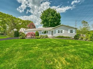 1161 Hatch Rd, Webster, NY 14580