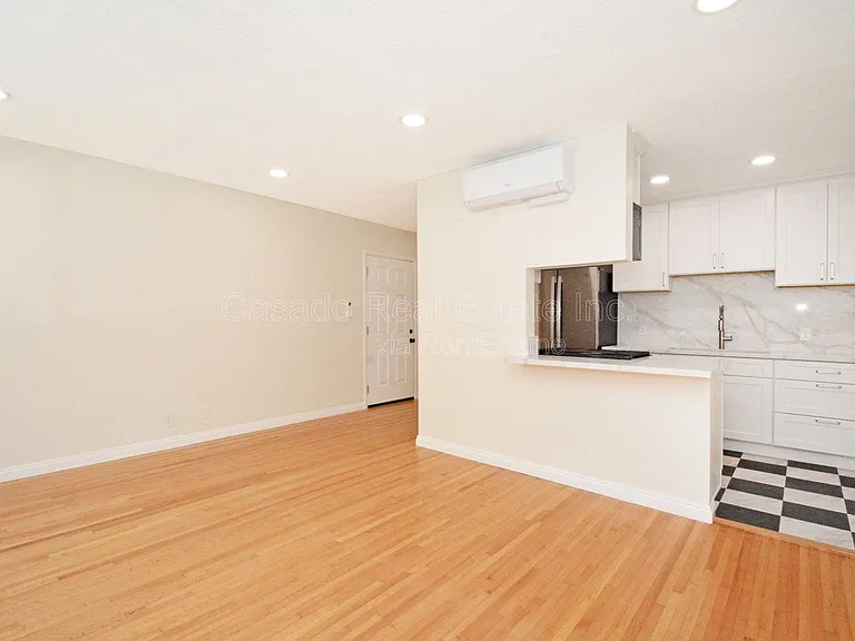 338 Elm Ave #2 — Photo 7