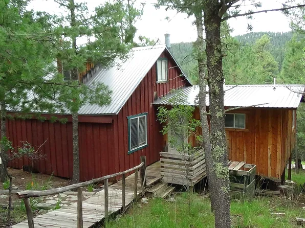 6 Center Rd, Cloudcroft, NM 88317