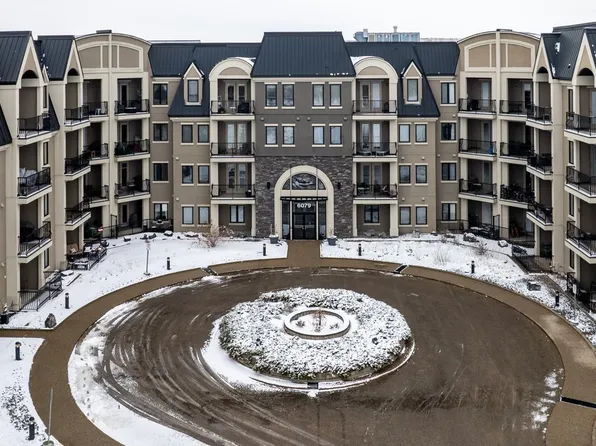 6079 Maynard Way NW #454, Edmonton, AB T6R 0S4
