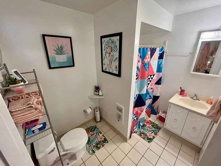 1449 State Ave #5 — Photo 15