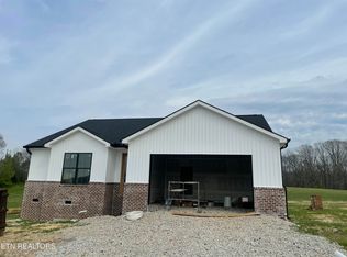 5821 Caldwell Rd, Loudon, TN 37774