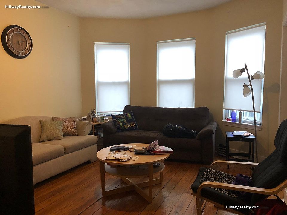 2nd image of 105 Sydney St #2T