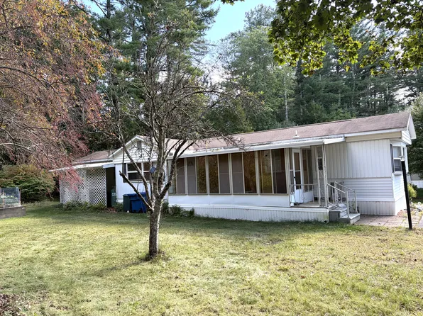 62 Farmwood Dr #355, Nashua, NH 03062
