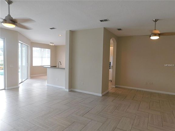 4th image of 4528 Oak River Cir