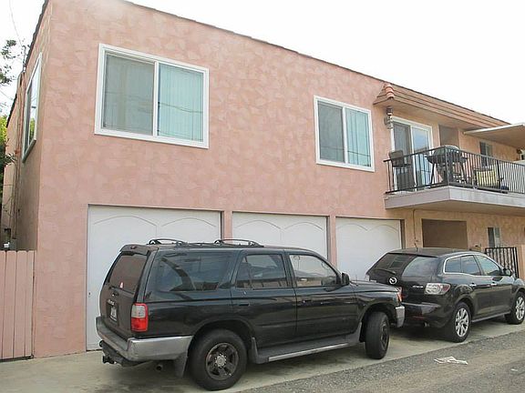 large deep garages that are each 1.5 cars size each
