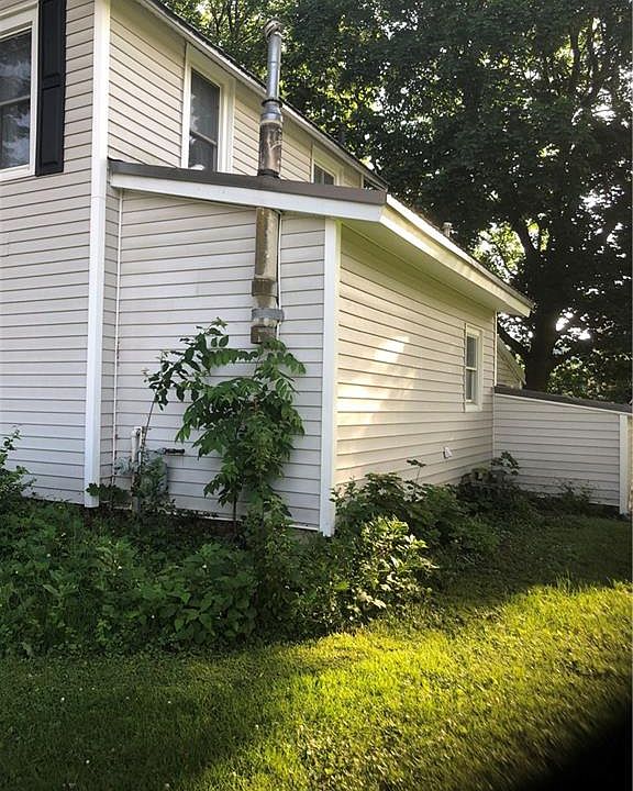 2nd image of 21 Linwood Ave