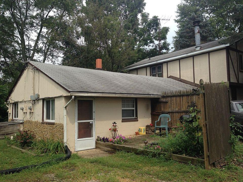 2nd image of 4400 Central Ave SE APT 3