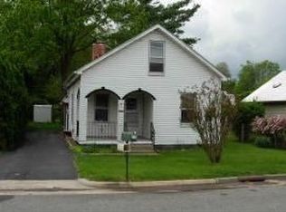 2310 Poplar St, Staunton, VA 24401