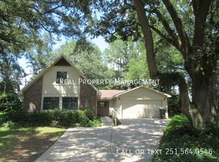 123 Windsor Ct, Daphne, AL 36526