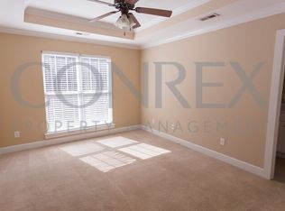217 Creekstone Trl, Calera, AL 35040