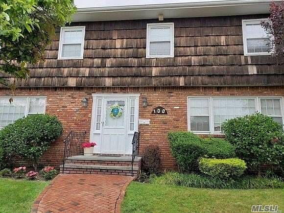 1st image of 100 Kings Ave