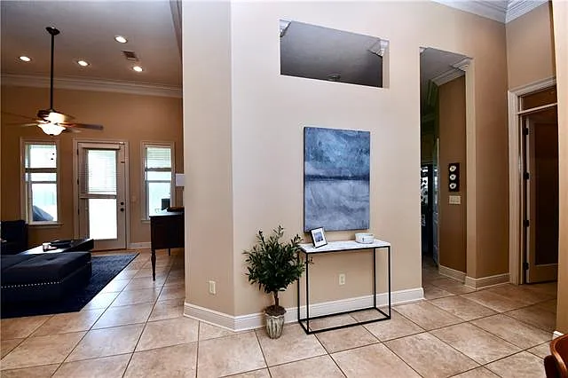 6413 Arden Oaks Dr — Photo 9
