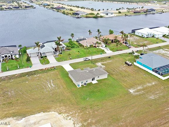 5th image of 3519 NW 42nd Ave