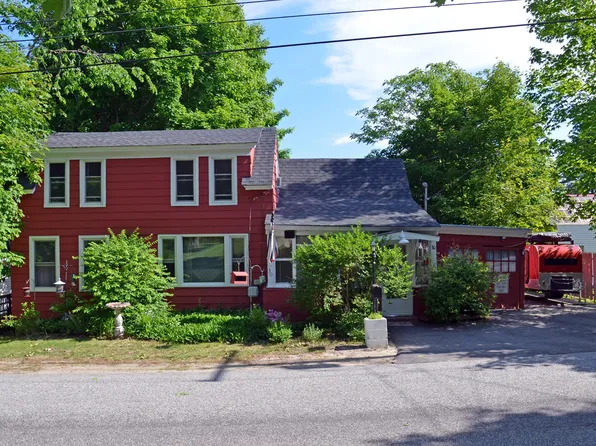 30 Elm Street, Norway, ME 04268