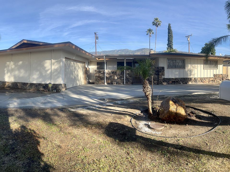 1st image of 238 E 39th St