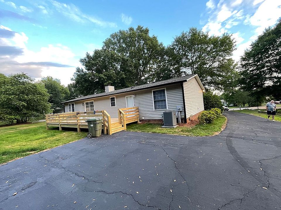 310 Ashwood Ct Moore SC Zillow