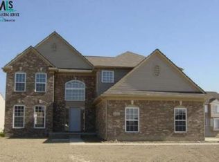 6531 Florence Ln, Belleville, MI 48111