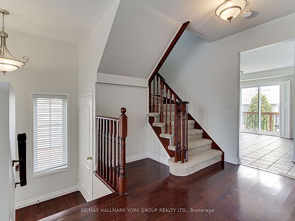 5th image of 39 Millcliff Cir