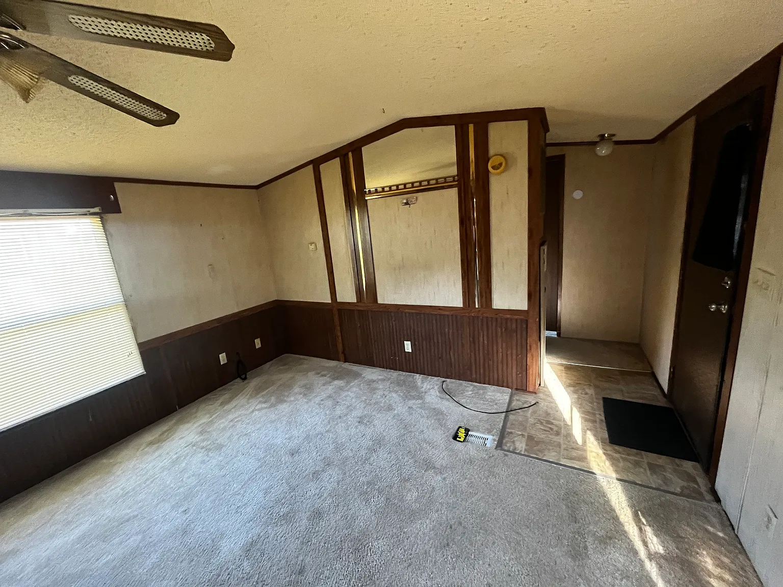 2 bed, 850 sqft, $950 — Photo 2