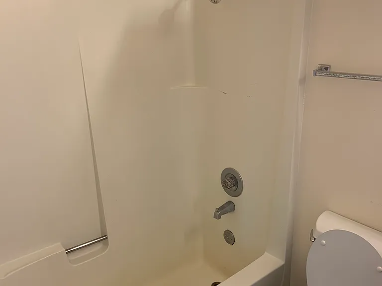 4230 8th Ave NE #303 — Photo 6