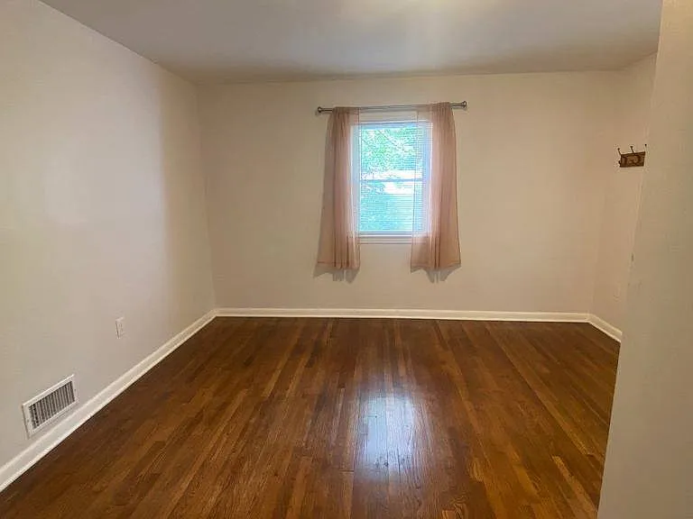 6006 Windham Rd — Photo 11