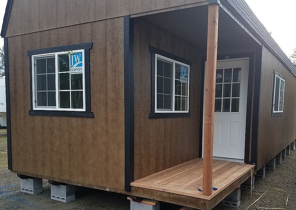 Entry before porch enclosed