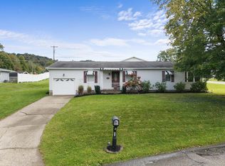 14 Ross Street, New Martinsville, WV 26155
